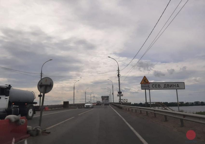 В Архангельске ремонтируют оба моста